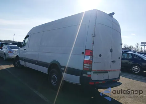 2018 Mercedes-Benz Sprinter 2500 High Roof V6 z USA, uszkodzony, nr VIN WD3PE8CD0JP600193